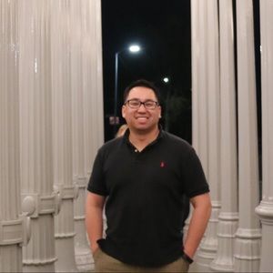 Meet your Posher, Dennis